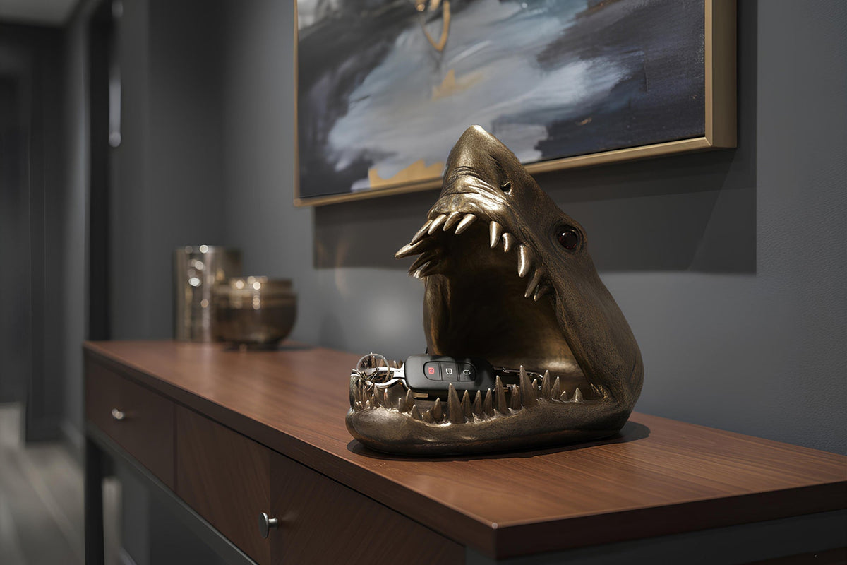 Figurine décorative SHARK HEAD 25cm bronze avec compartiment de rangement fait main