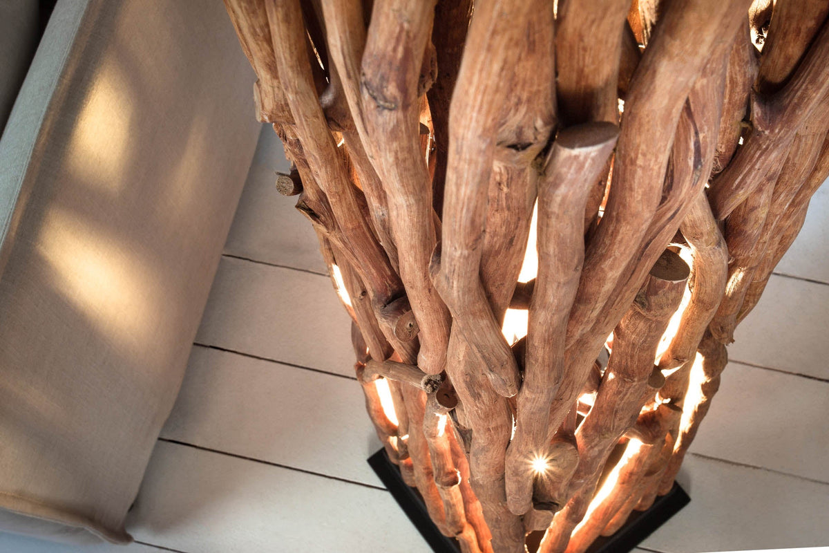 Lampadaire artisanal NATURE ART 173cm en bois de longane massif