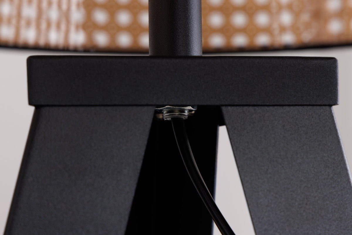 Lampadaire Boho VIENNA 142cm noir naturel lampadaire trépied en métal tissage viennois