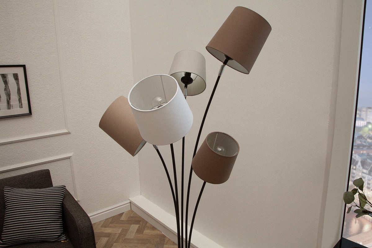 Lampadaire design LEVELS 176cm blanc beige marron avec 5 abat-jour en lin