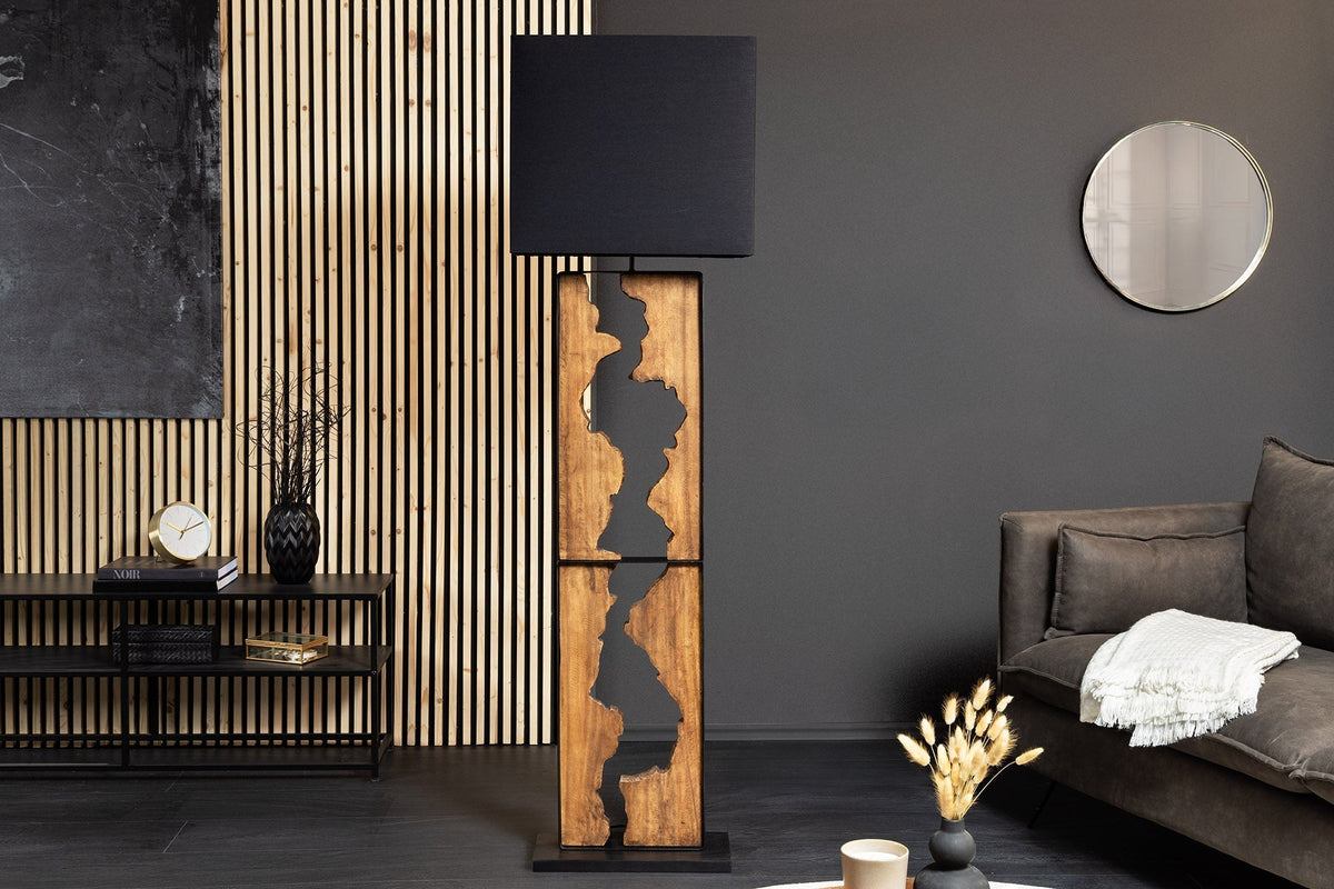 Lampadaire fait main DESIGNED BY NATURE 165cm bois d’arbre à pluie noir naturel