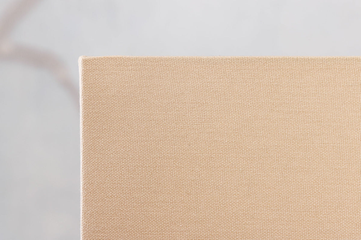 Lampadaire fait main EUPHORIA 165cm bois de longane naturel beige avec abat-jour