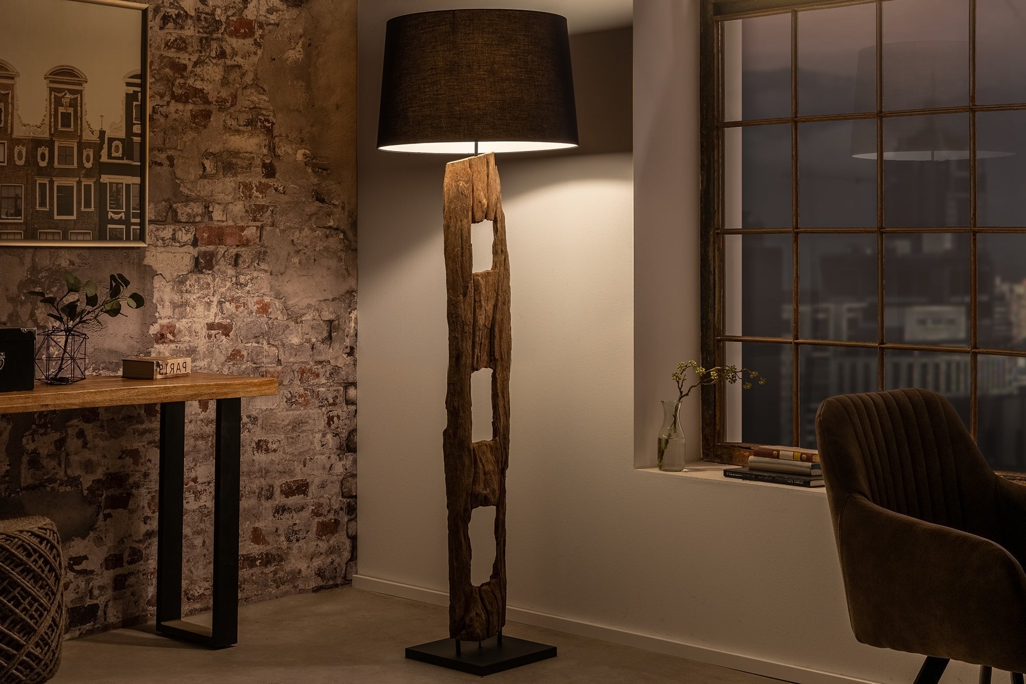 Lampadaire massif BARRACUDA 177cm coton acacia naturel abat-jour tronc d’arbre noir