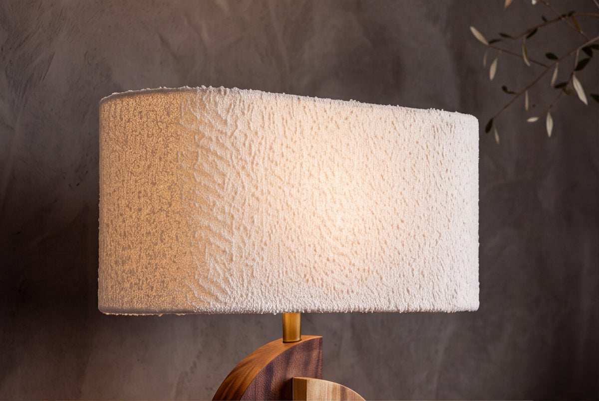 Lampe de table massive LOVERS 60cm bois de raintree naturel abat-jour en tissu blanc