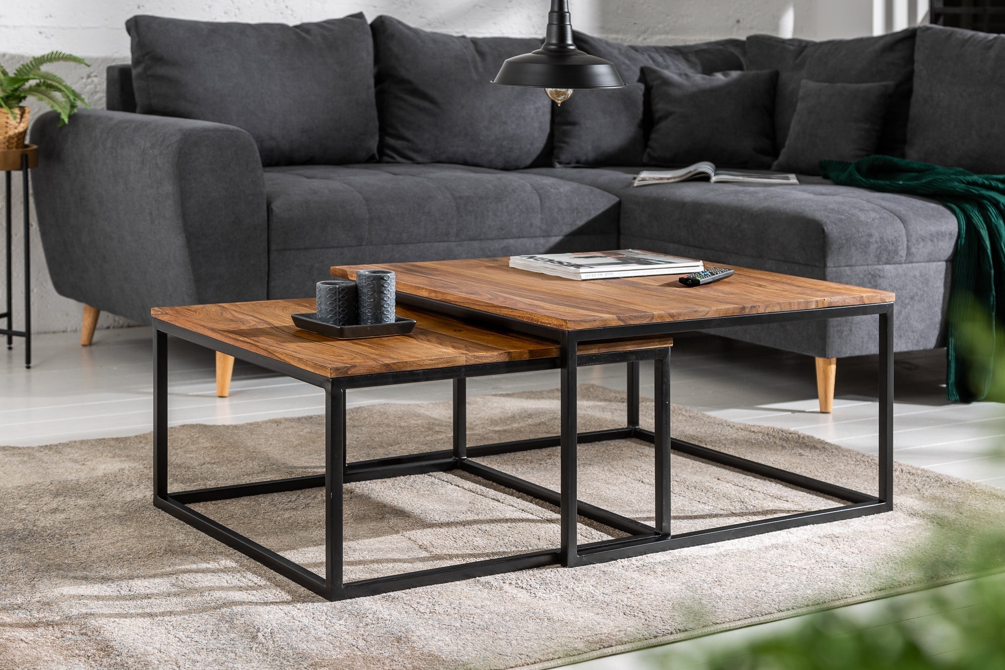 Lot de 2 tables basses ELEMENTS 65cm bois massif sheesham marron finition pierre fer noir
