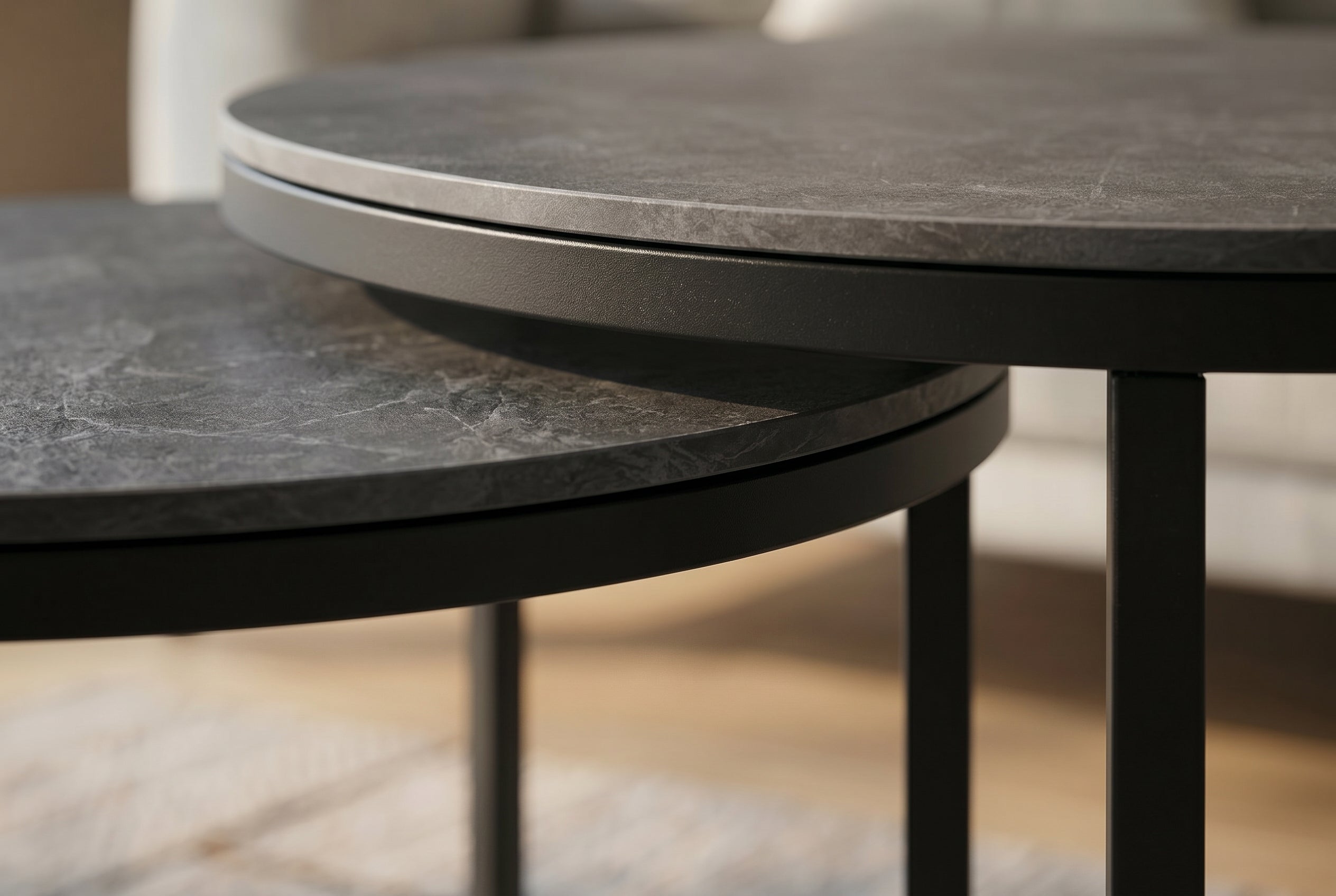 Lot de 2 tables basses rondes ELEGANCE 75cm céramique anthracite métal noir