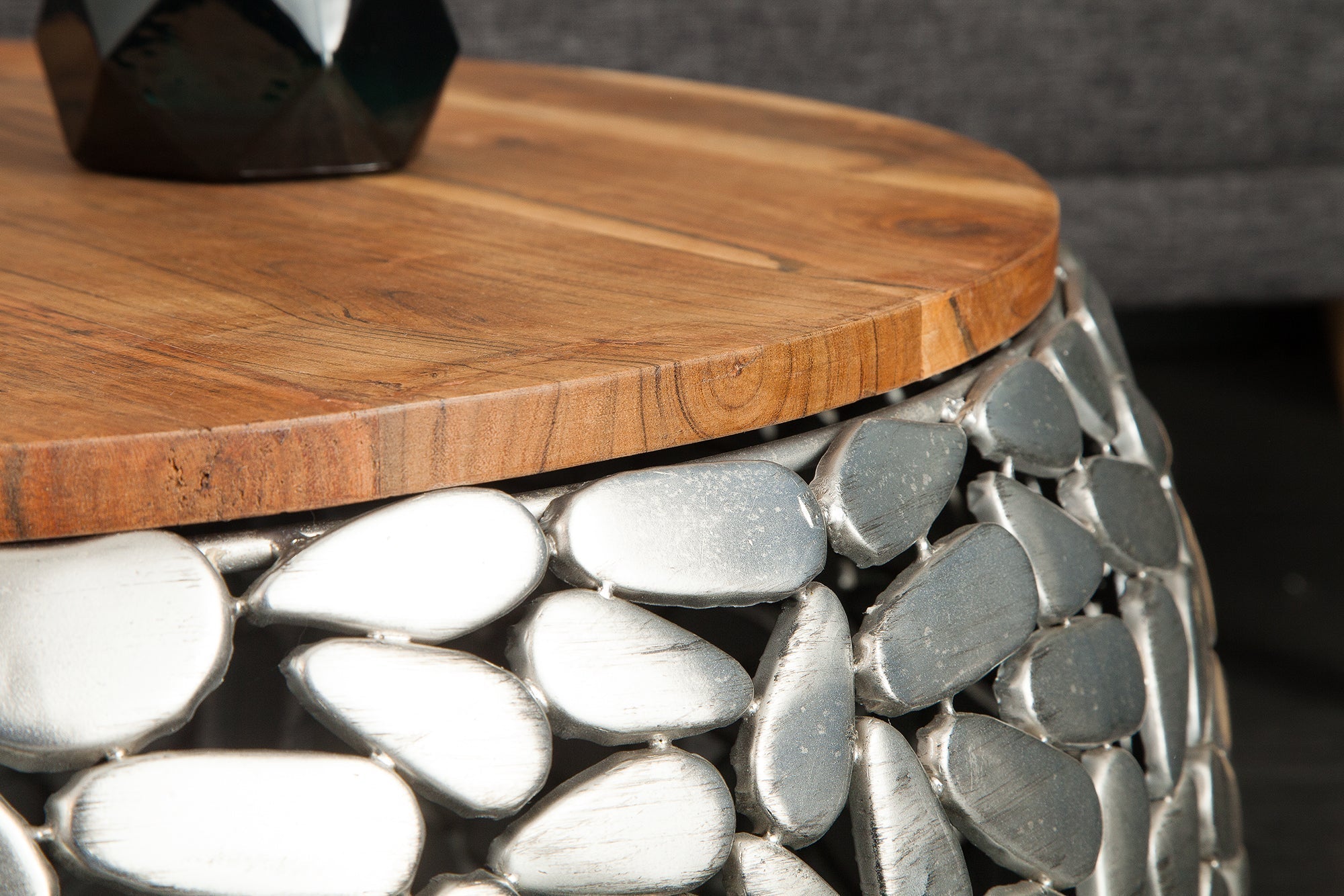 Lot de 2 tables basses rondes STONE MOSAIC 65cm bois de manguier argenté métal design mosaïque fait main