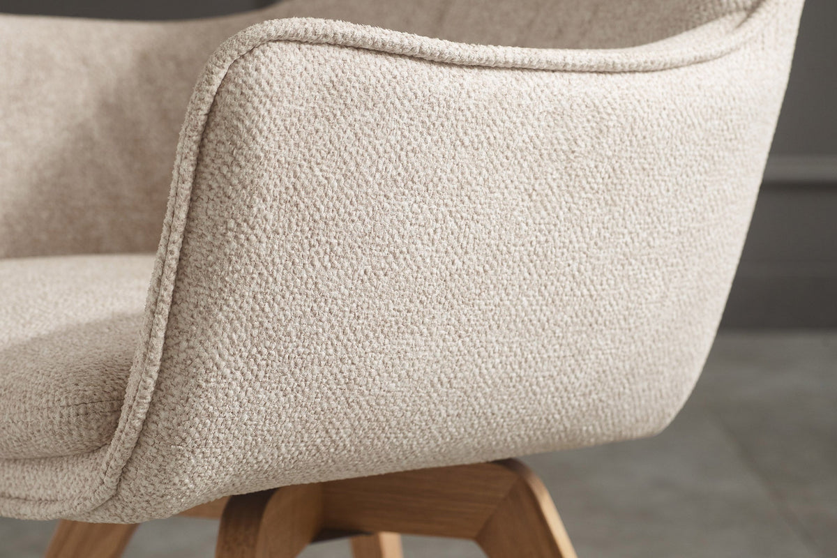 Lot de 2x Chaise design pivotante VOGUE beige naturel tissu structuré bois de chêne 360° avec accoudoir