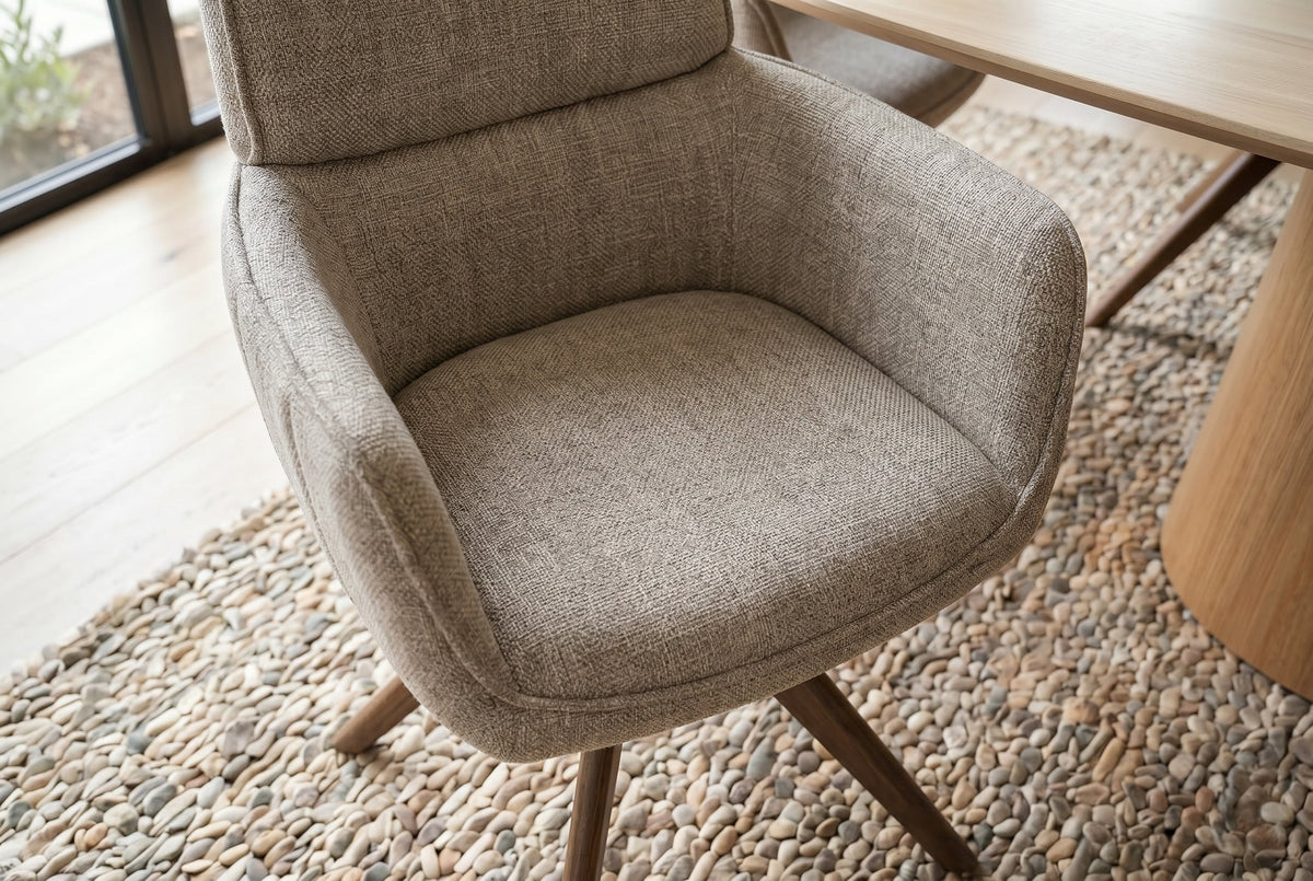 Lot de 2x Chaise pivotante UNIQUE taupe beige tissu structuré pieds en noyer avec accoudoir