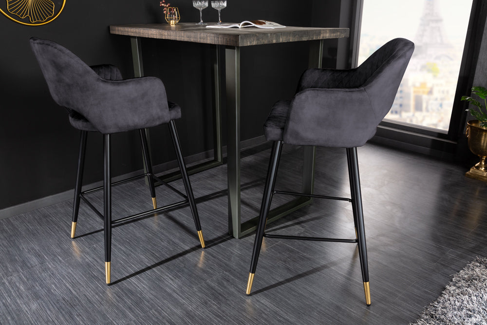 Lot de 2x Tabouret de bar design PARIS gris velours avec dossier métal noir or piqûres décoratives (réf. 41514)