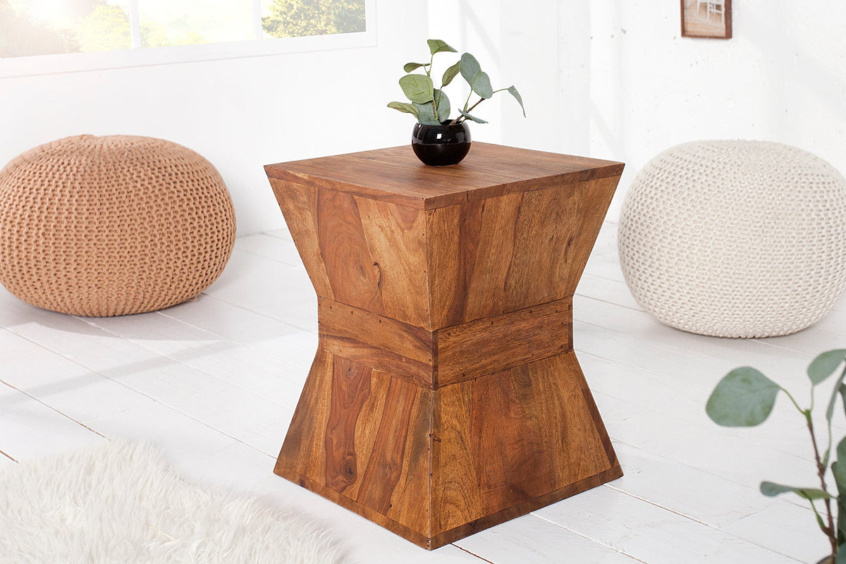 Massiver Beistelltisch PYRAMID 35cm braun Sheeshamholz stone finish Maserung Hocker