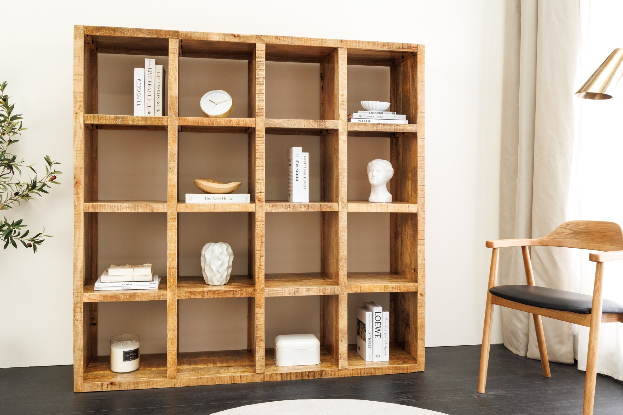 Massives Regal IRON CRAFT 160cm natur Mangoholz Bücherregal sechzehn Fächer