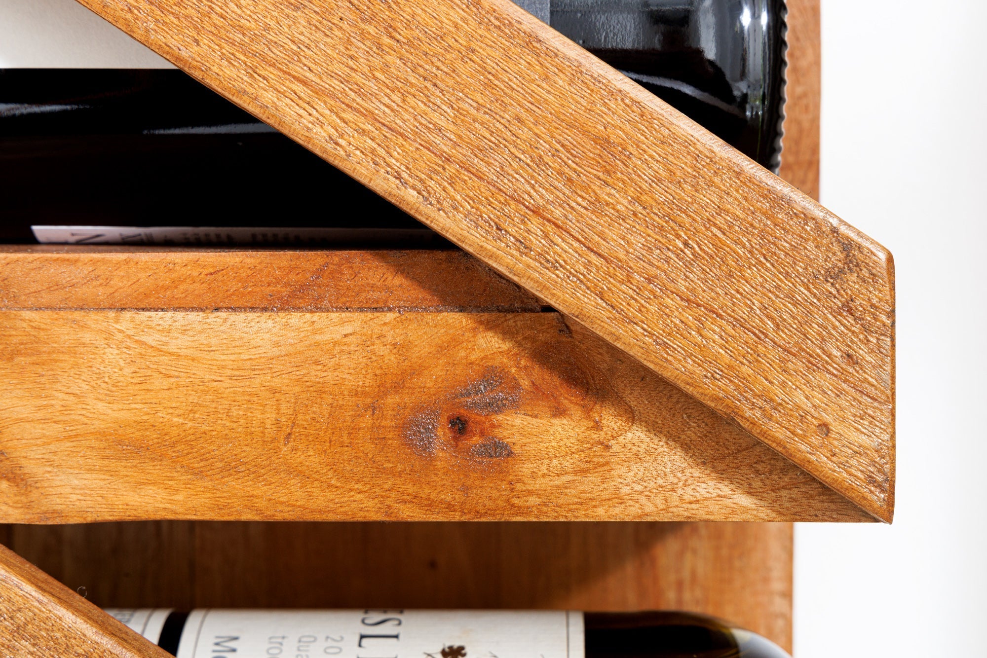 Massives Weinregal MAKASSAR 80cm recyceltes Teakholz für 5 Flaschen Wandregal