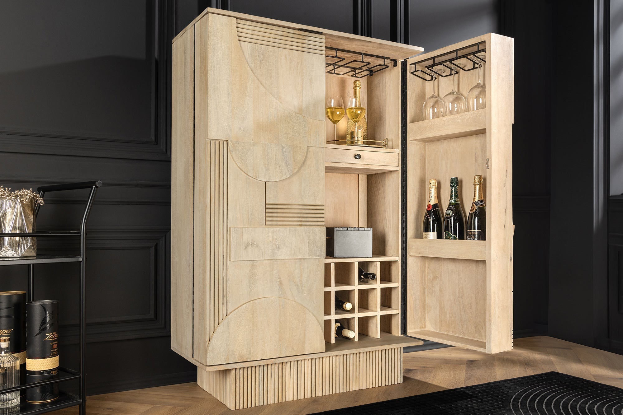Meuble bar design ART DECO 140cm bois de manguier cérusé blanc façade 3D