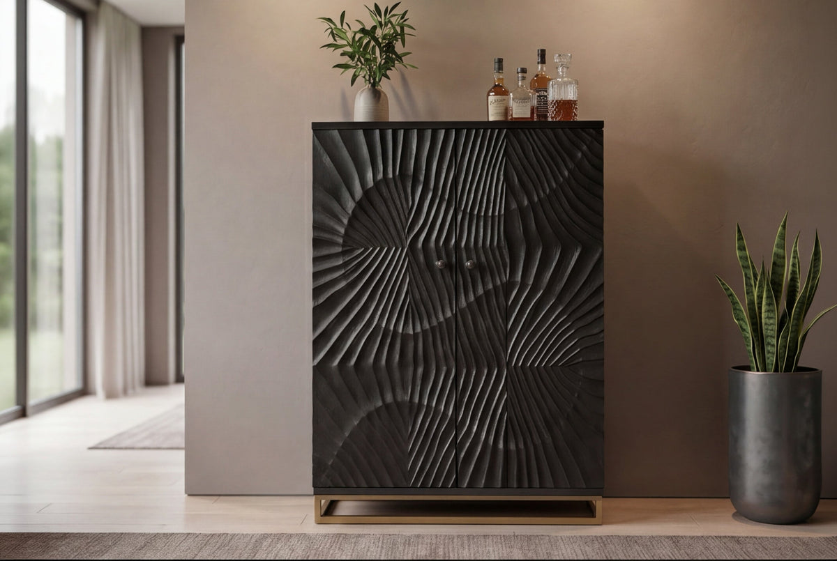 Meuble bar massif SCORPION 141cm en manguier noir avec sculptures 3D
