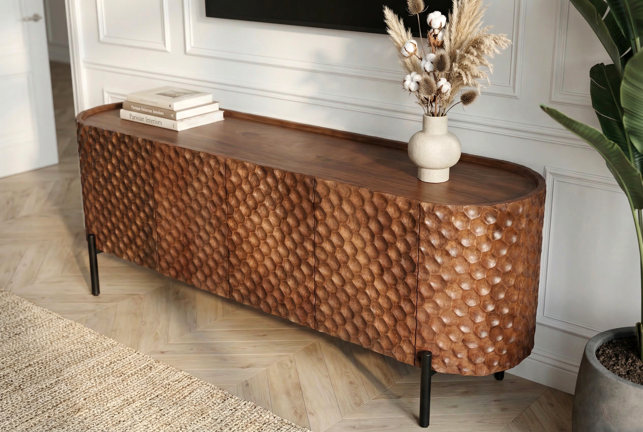 Meuble TV massif ADLON 160 cm en manguier marron métal noir avec façade 3D