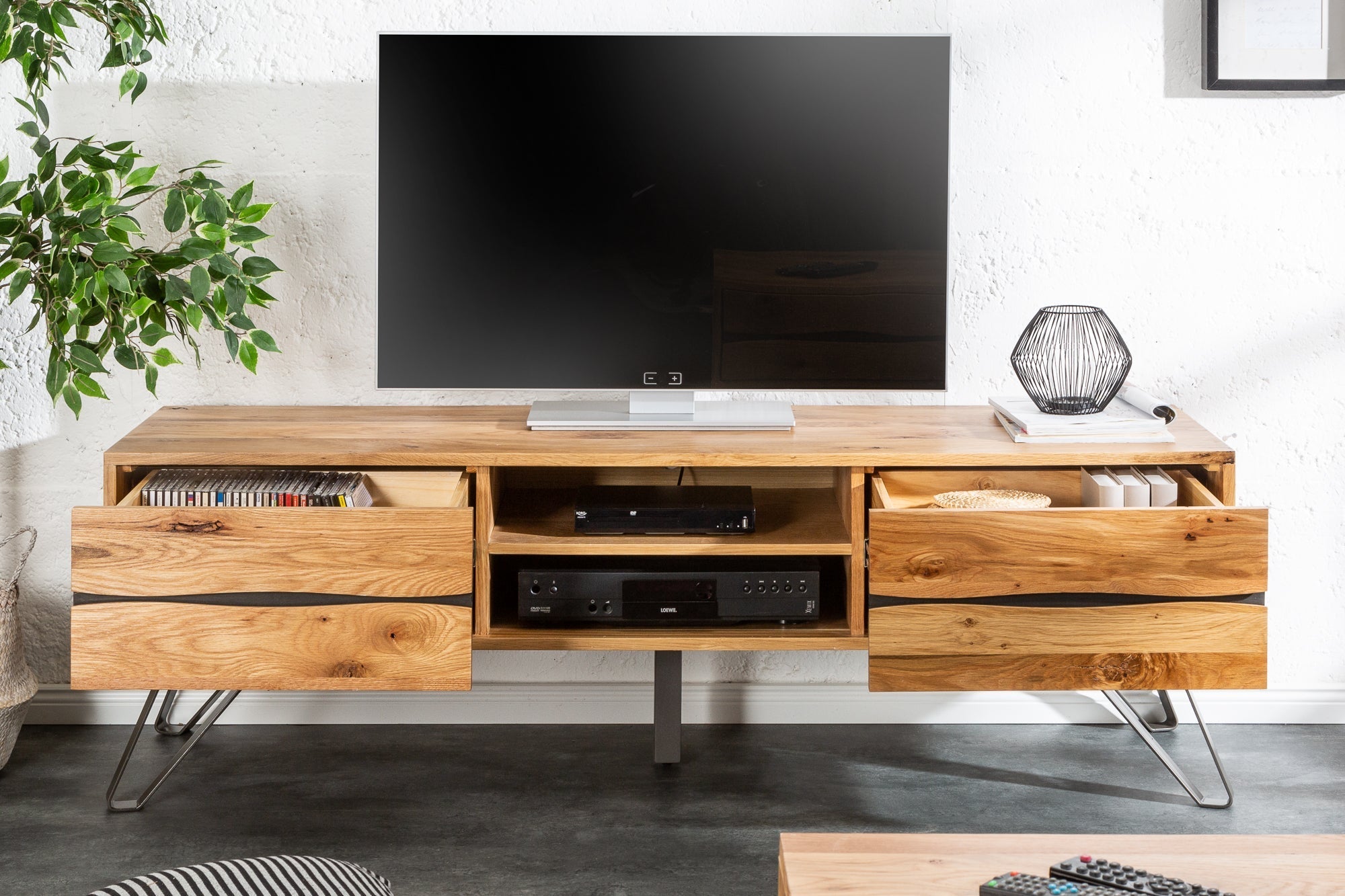 Meuble TV massif LIVING EDGE 160cm chêne sauvage huilé bord d’arbre lowboard