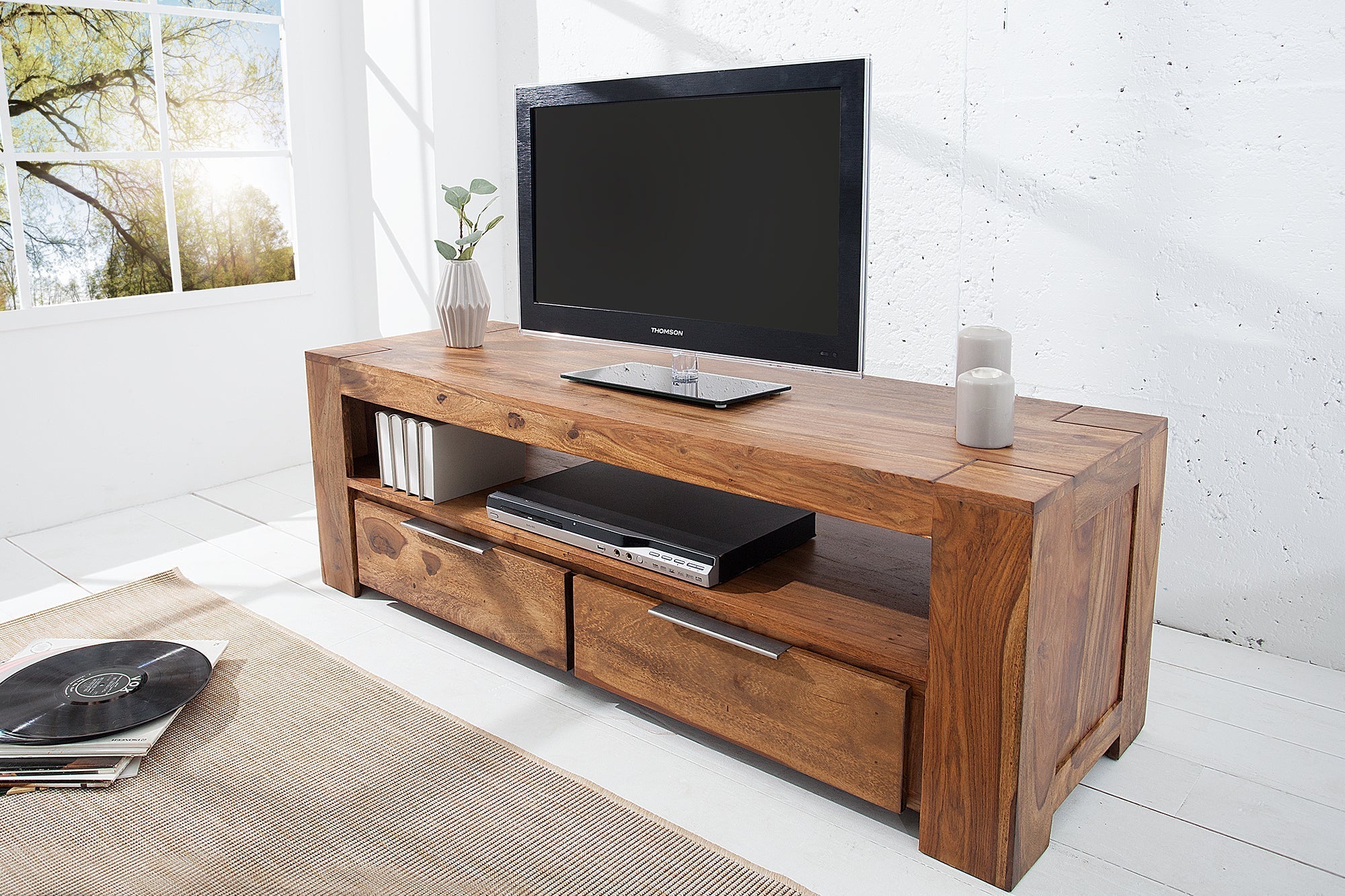 Meuble TV massif MAKASSAR 130cm marron finition pierre Sheesham lowboard deux tiroirs
