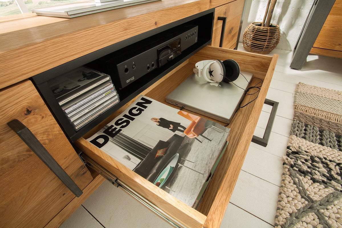 Meuble TV massif THOR 200 cm en chêne sauvage huilé au design industriel