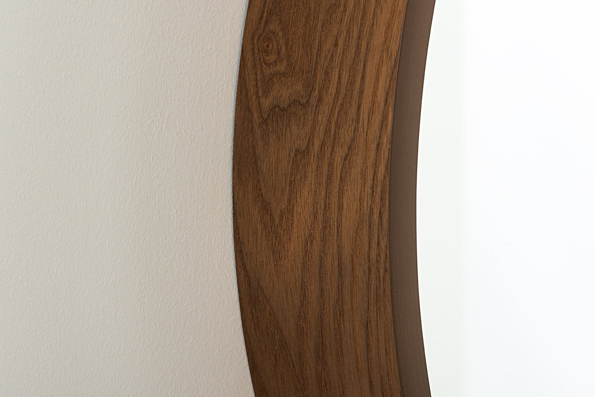 Runder Wandspiegel PORTRAIT 70cm braun Echtholzfurnier in Walnussholz-Design