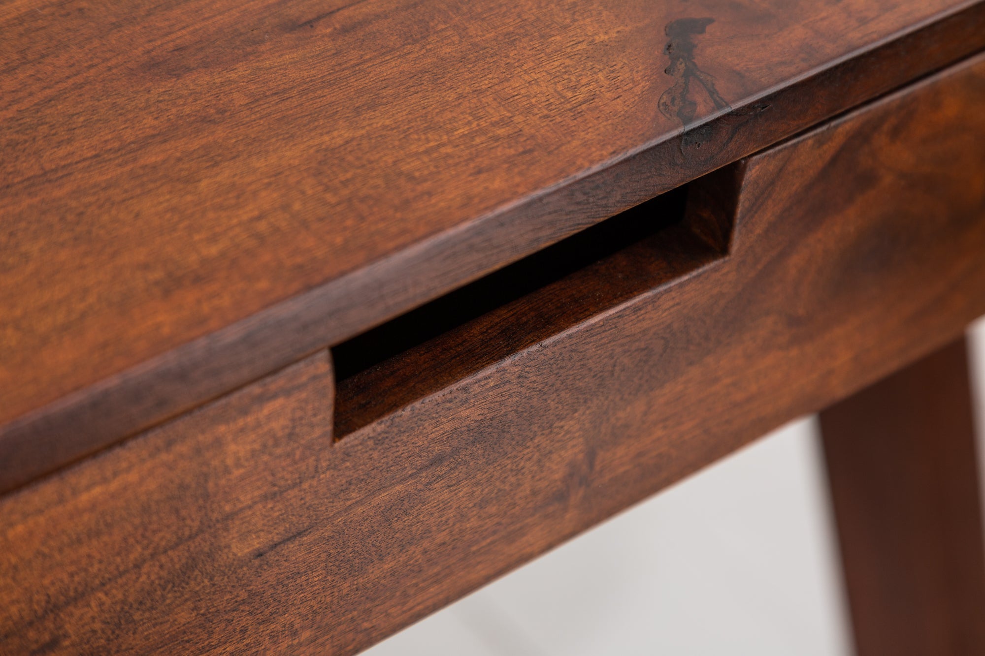 Secrétaire massif MONSOON 100cm bureau en acacia finition frappante