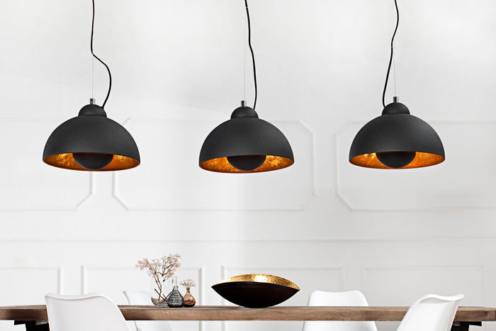Suspension STUDIO 3 110 cm – aspect feuille d’or noir – trois abat-jour