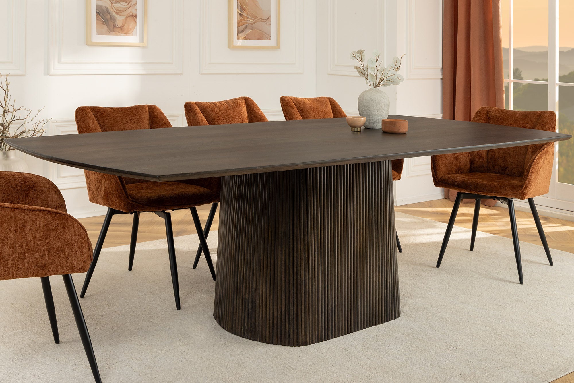 GRAND Mesa de comedor con patas en forma de barco de madera de mango marrón oscuro de 200 cm