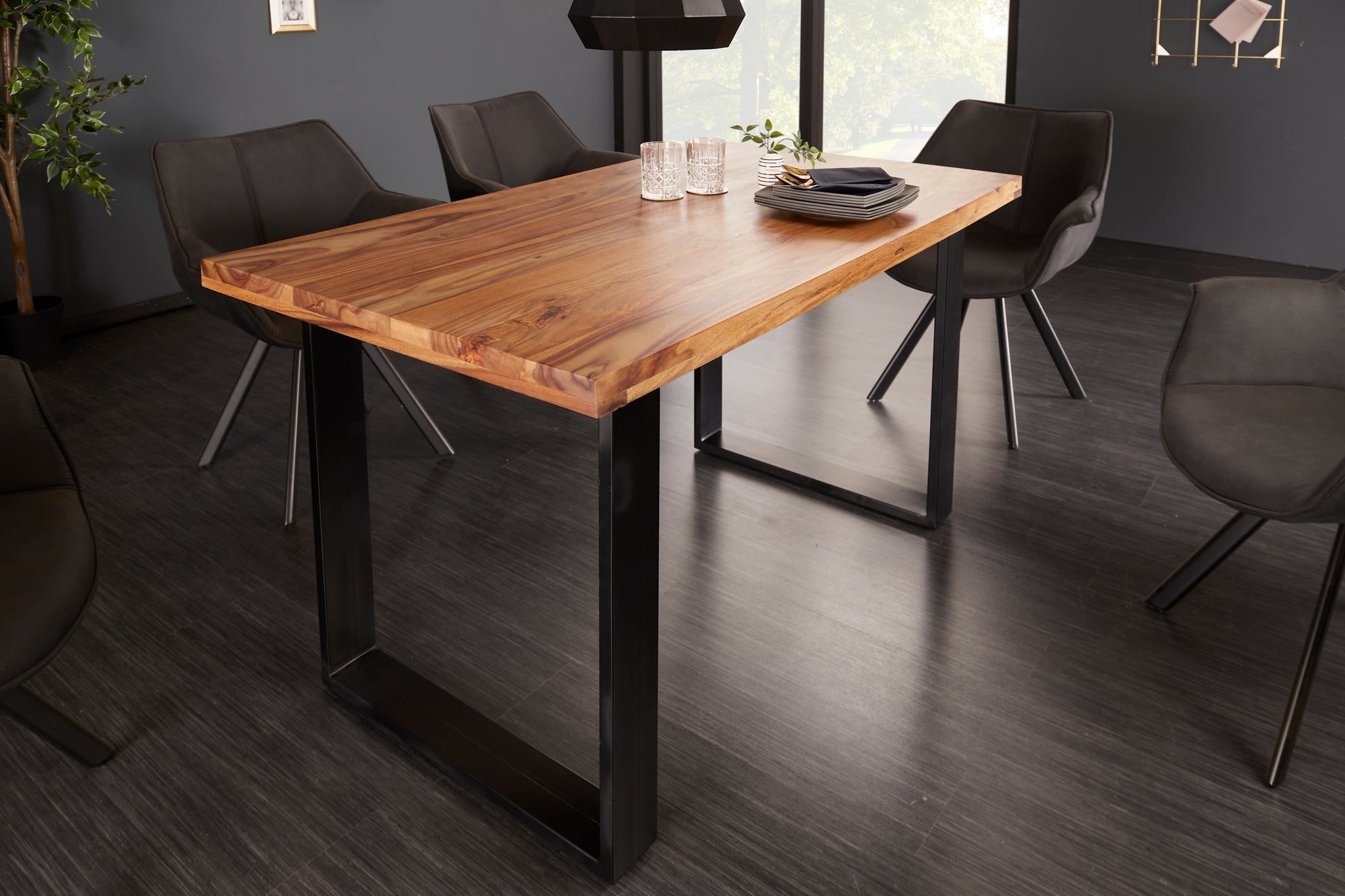 Table à manger en bois massif IRON CRAFT 120cm sheesham marron pieds métal noir finition pierre