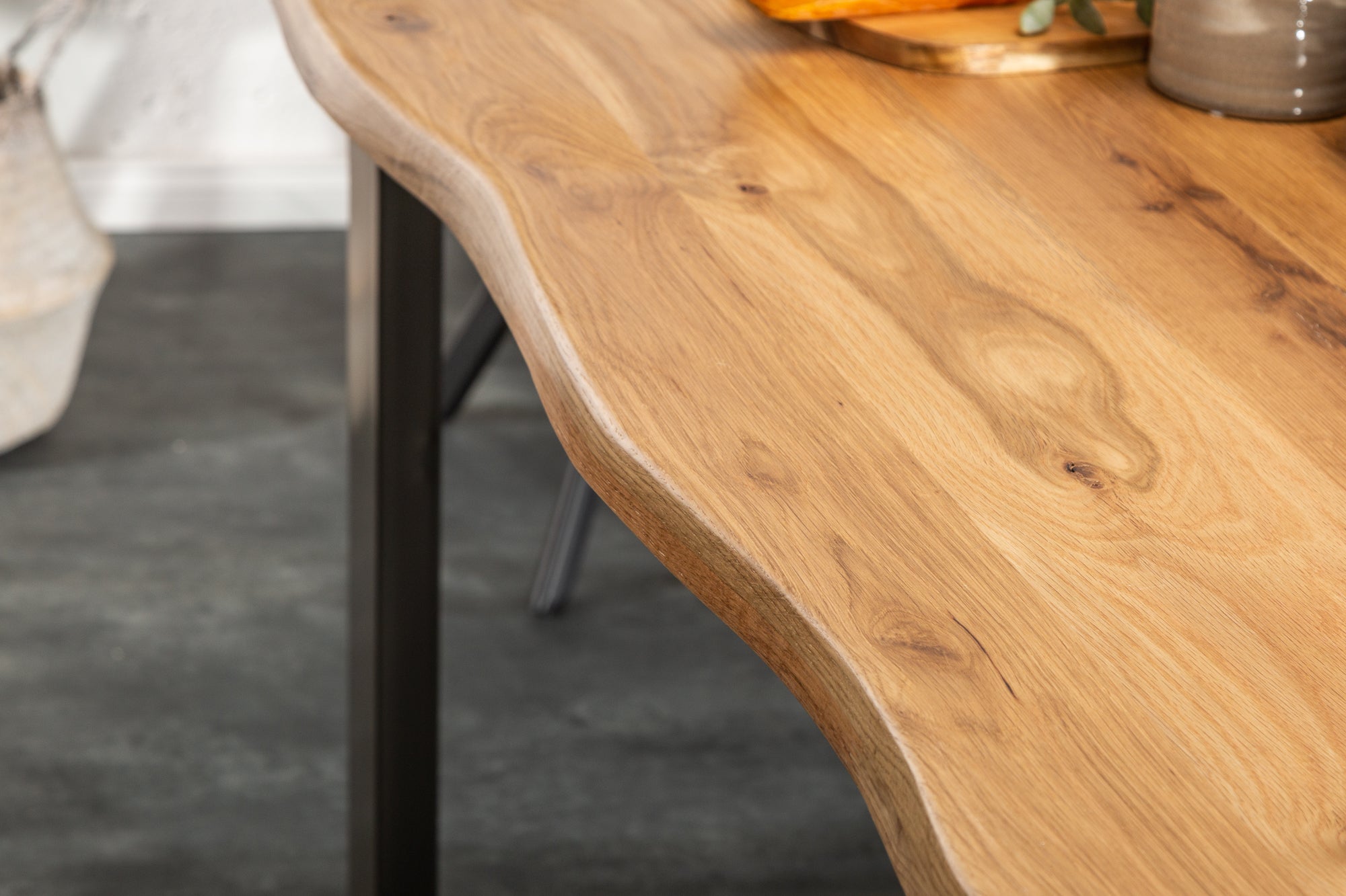 LIVING EDGE mesa de comedor de madera maciza 160cm roble silvestre natural aceitado borde del árbol marco de metal