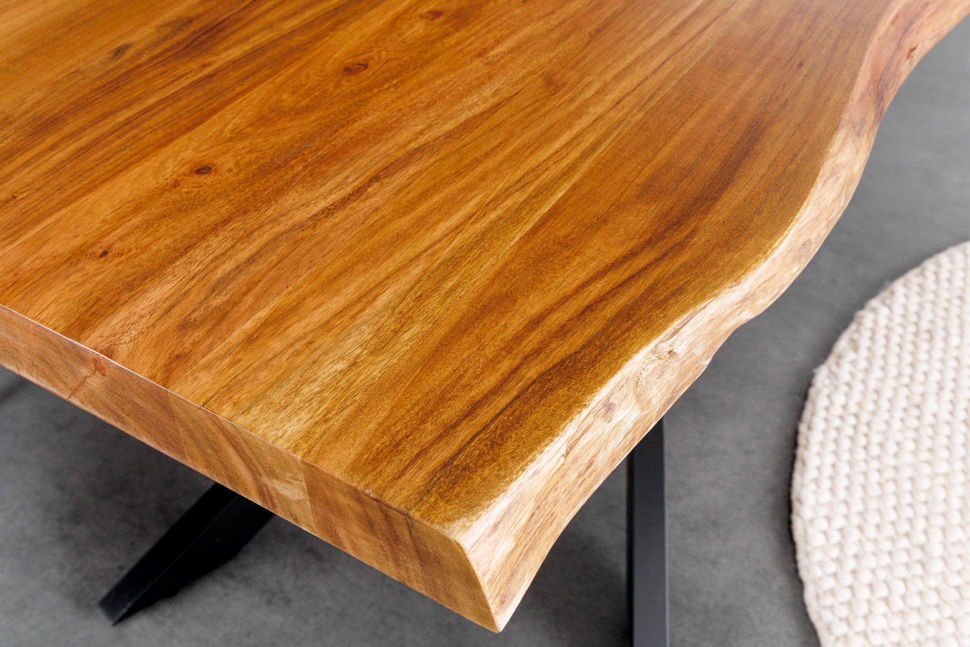 Mesa de comedor de madera maciza MAMMUT 200cm negro acacia tapa de metal borde 3,5cm