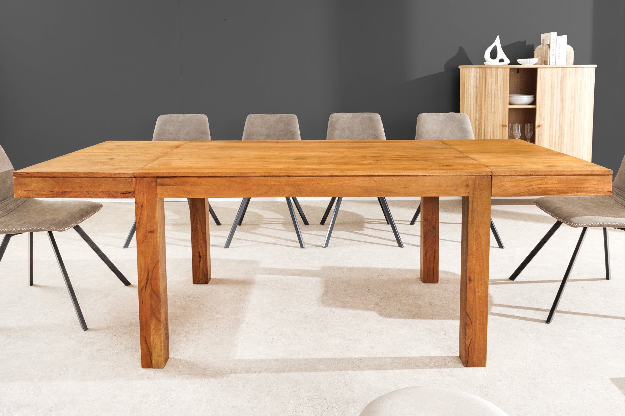 Table à manger en bois massif PURE 120-200cm acacia finition miel naturel avec plaques clipsables