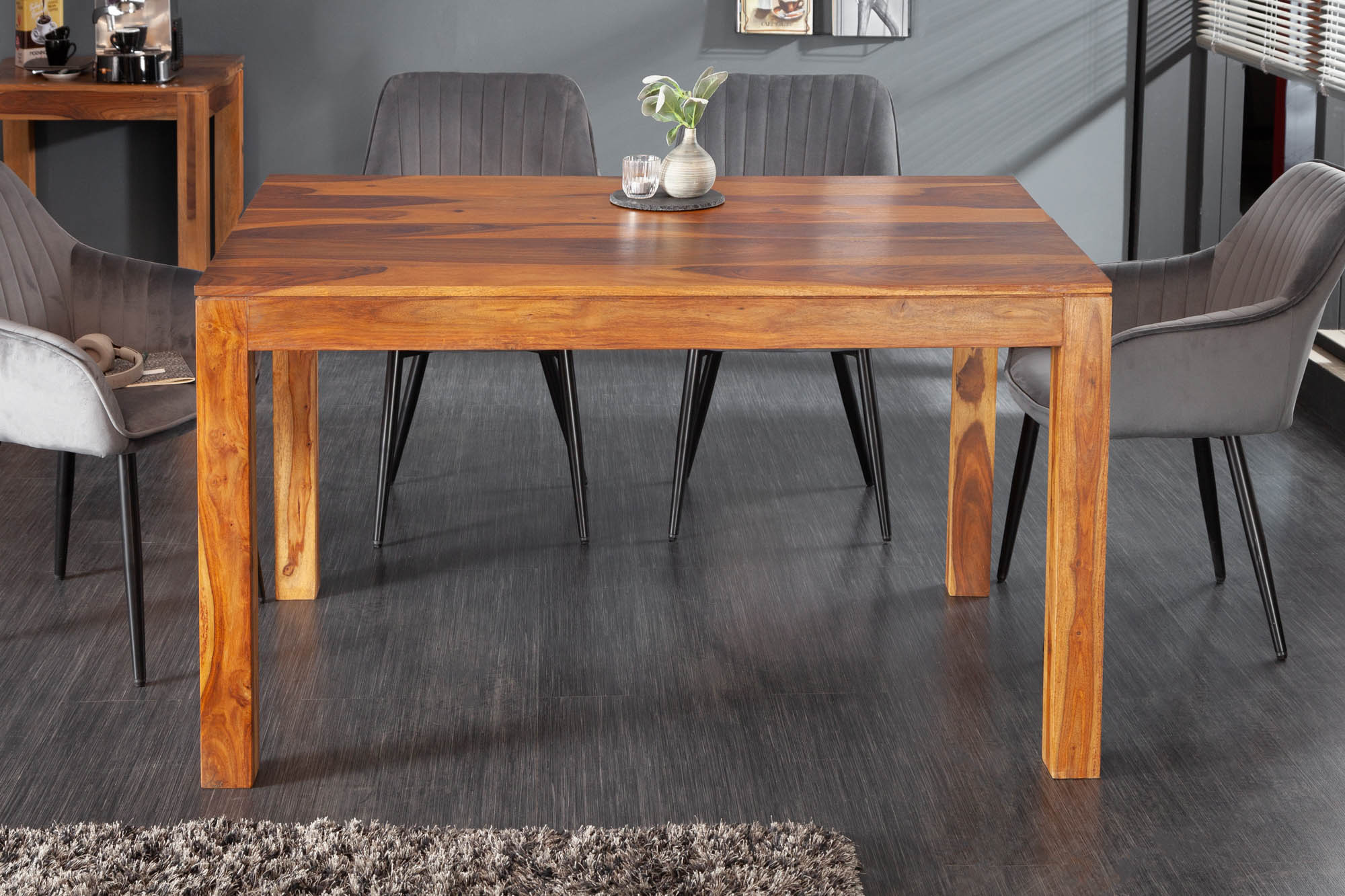Table à manger en bois massif PURE 120cm bois de Sesham marron finition pierre grain unique