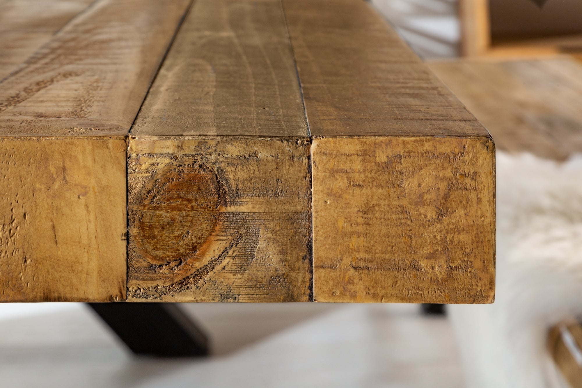 Table à manger en bois massif THOR 200cm pin marron vintage design industriel recyclé fer X-frame