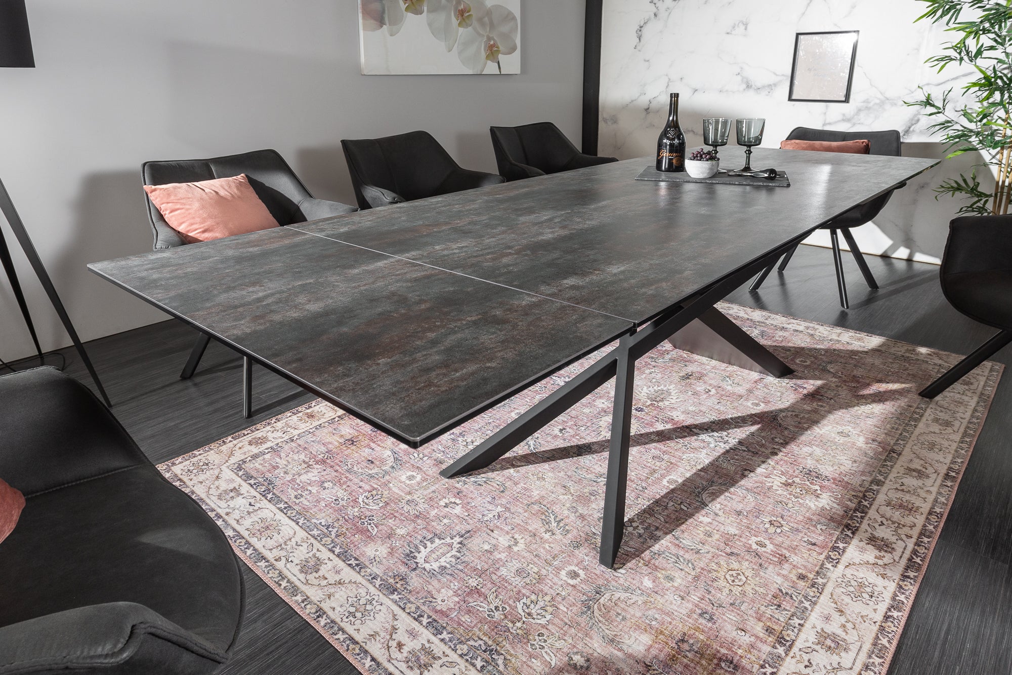 Table à manger extensible EUPHORIA 180-220-260cm en céramique de lave anthracite fabriquée en Italie