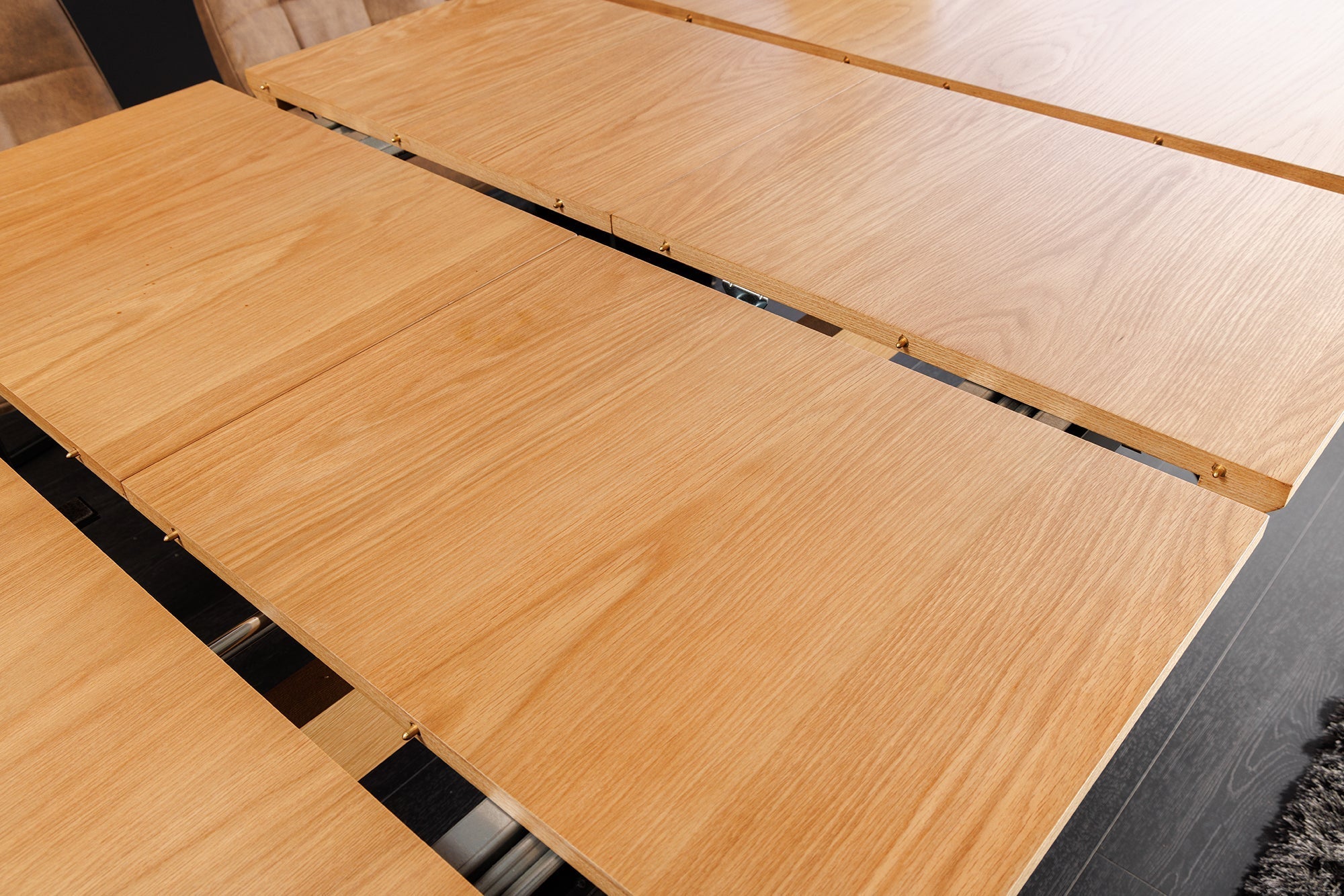 Table à manger extensible GIANT 180-300cm chêne naturel métal noir structure en X