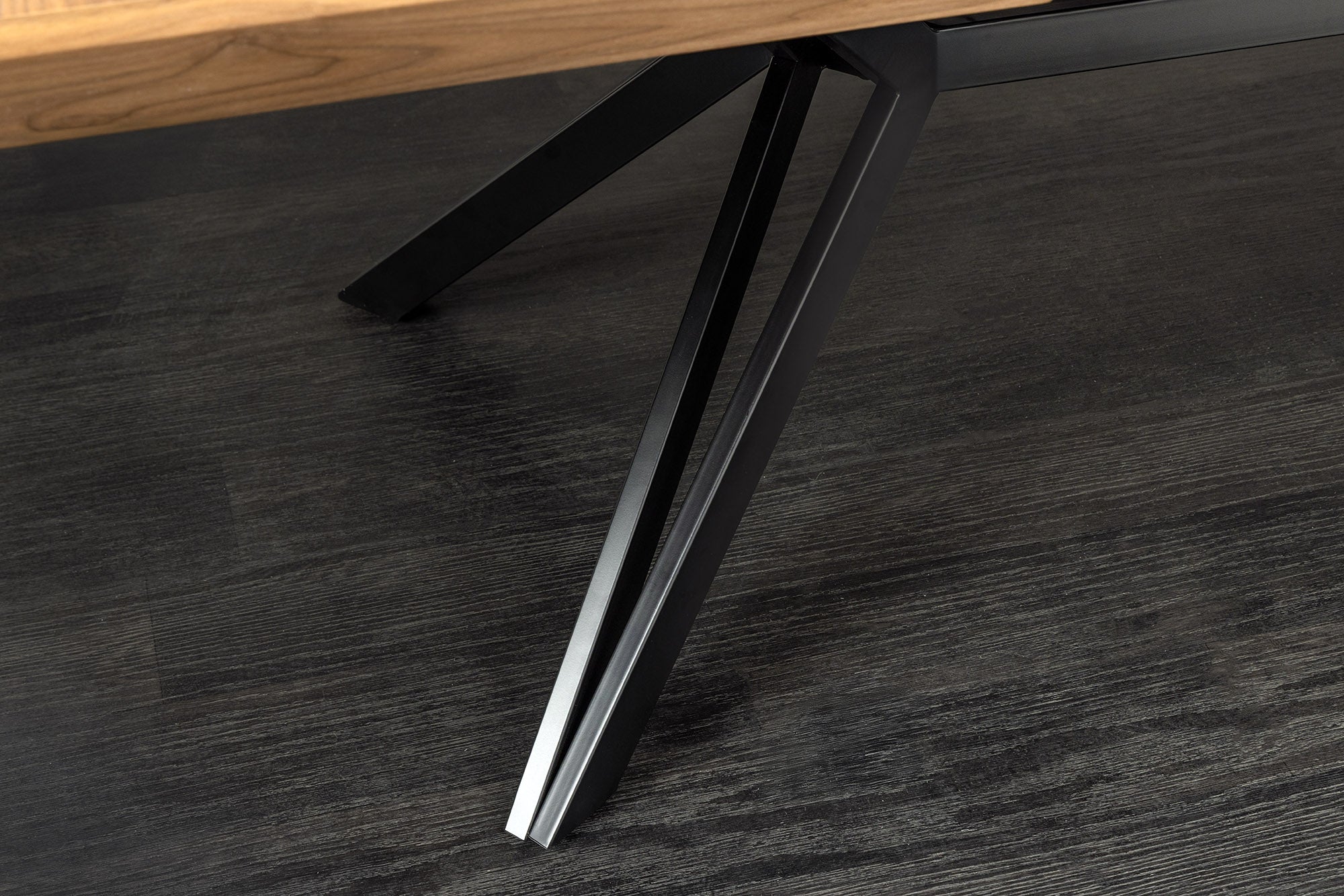 Table à manger extensible GIANT 200-320cm chêne naturel métal noir