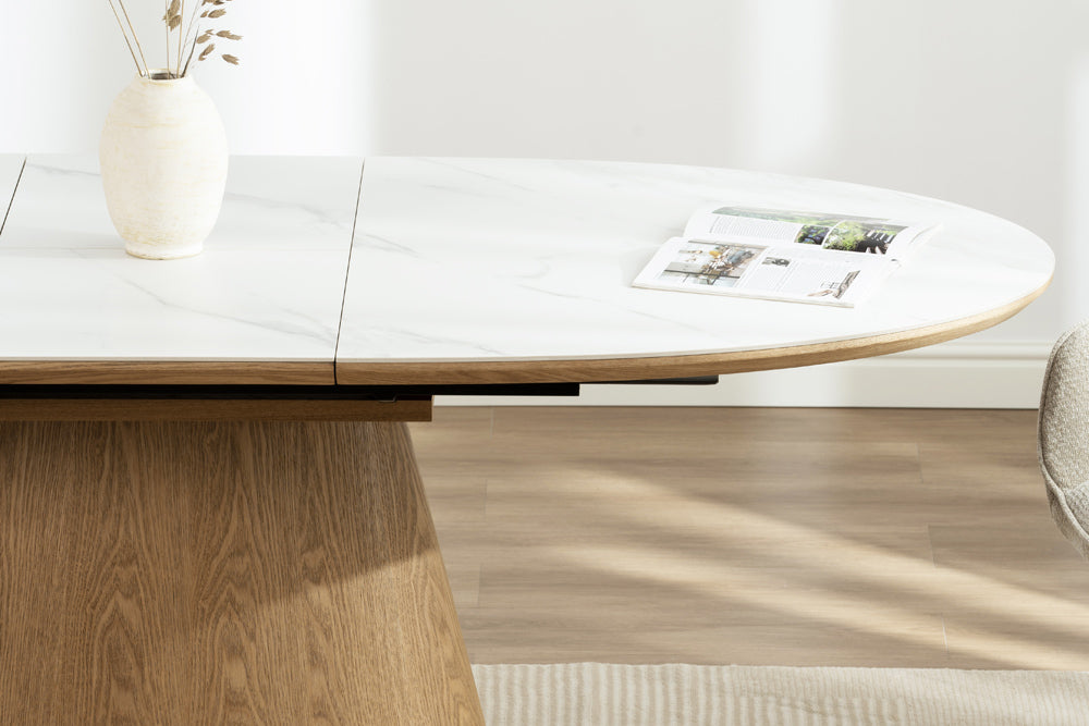 Table à manger extensible UNIQUE 160-200cm bois de chêne naturel blanc base colonne en marbre céramique