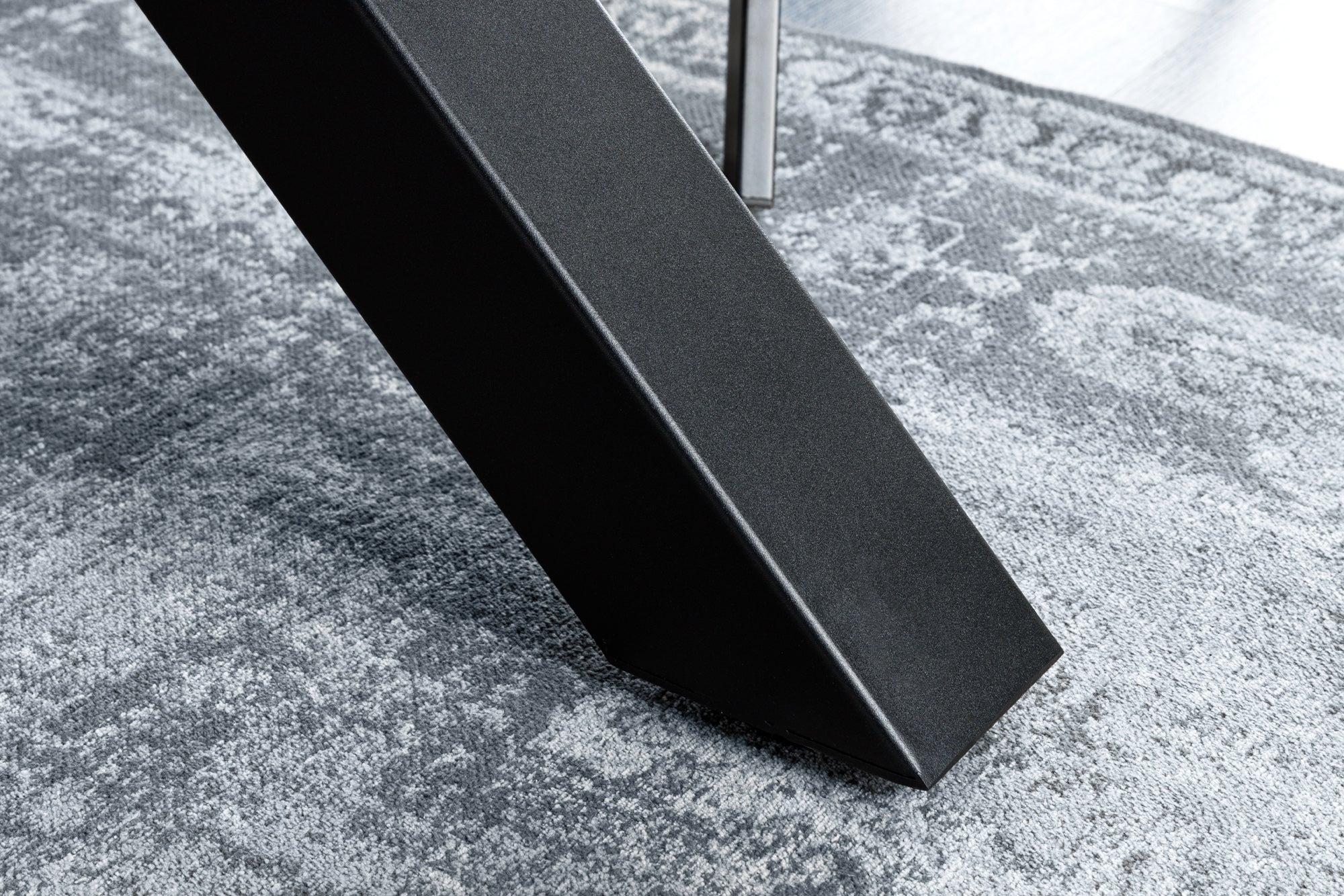 WILD Mesa de comedor industrial de 160 cm, roble silvestre gris, borde de árbol, marco X negro