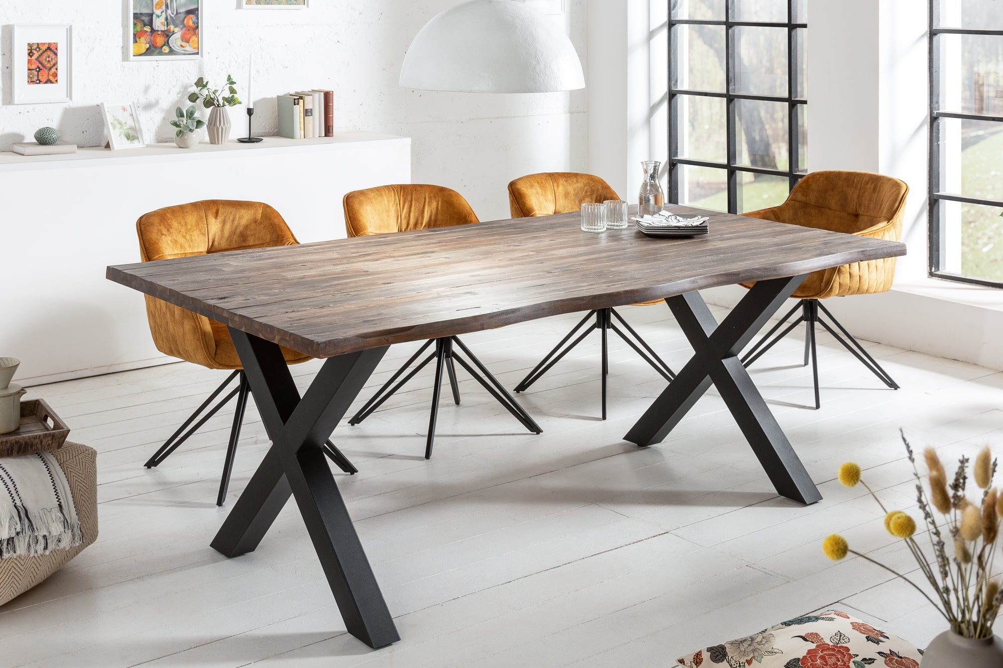 GENESIS VINTAGE Mesa de comedor maciza de 200 cm en madera de acacia marrón y marco en X negro con borde de árbol