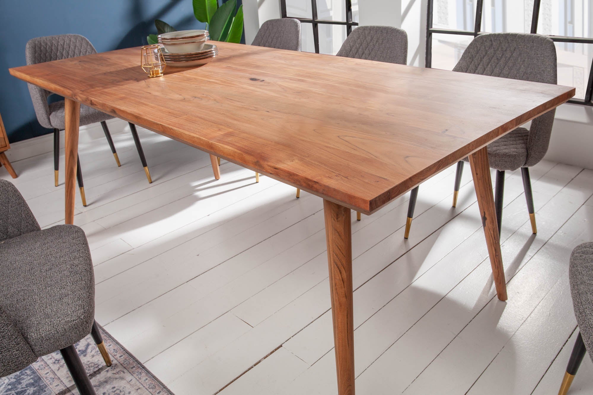 Table à manger massive MYSTIC LIVING 160 cm en acacia bois massif naturel