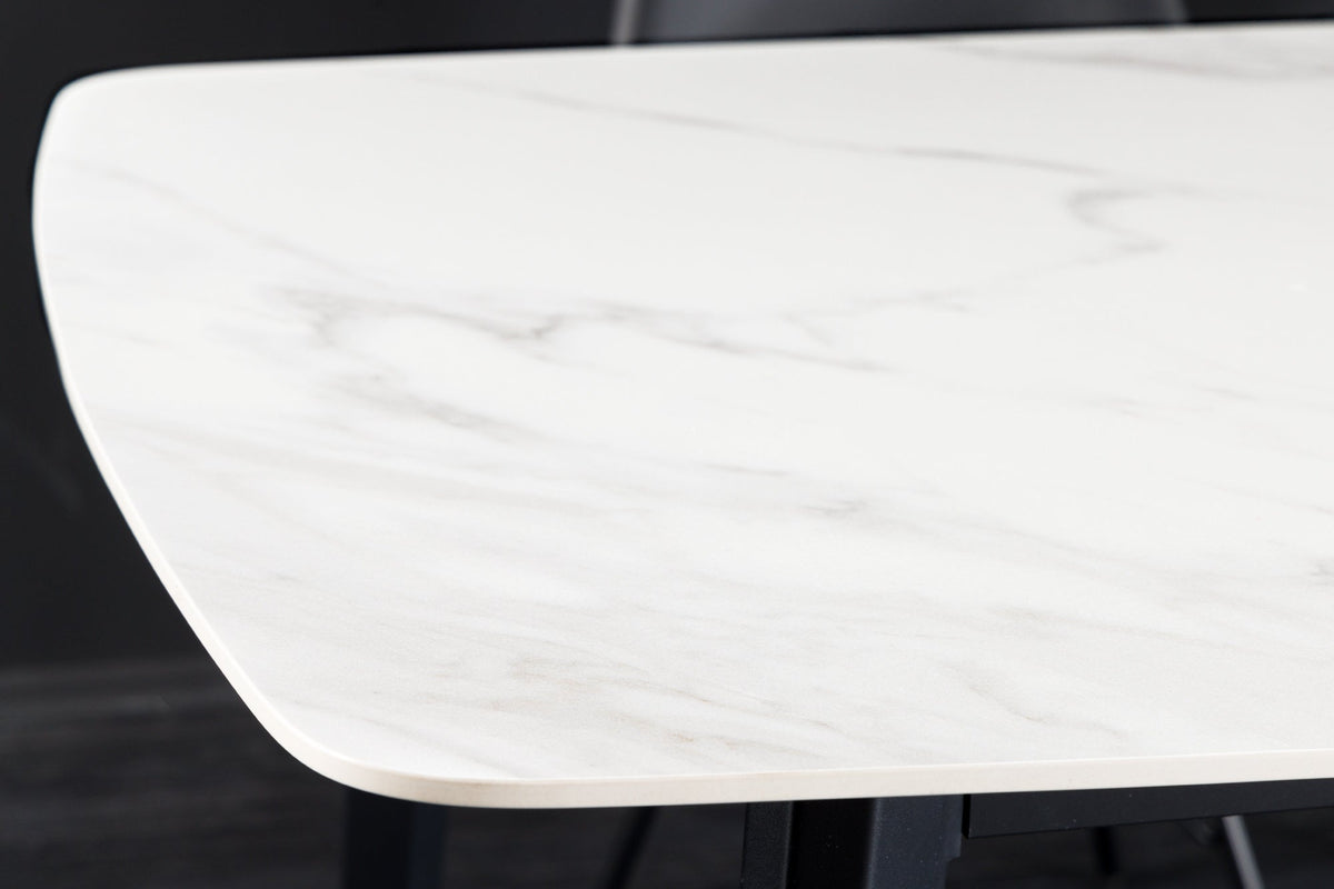 Table à manger MILANO 160cm marbre blanc céramique structure métal noir