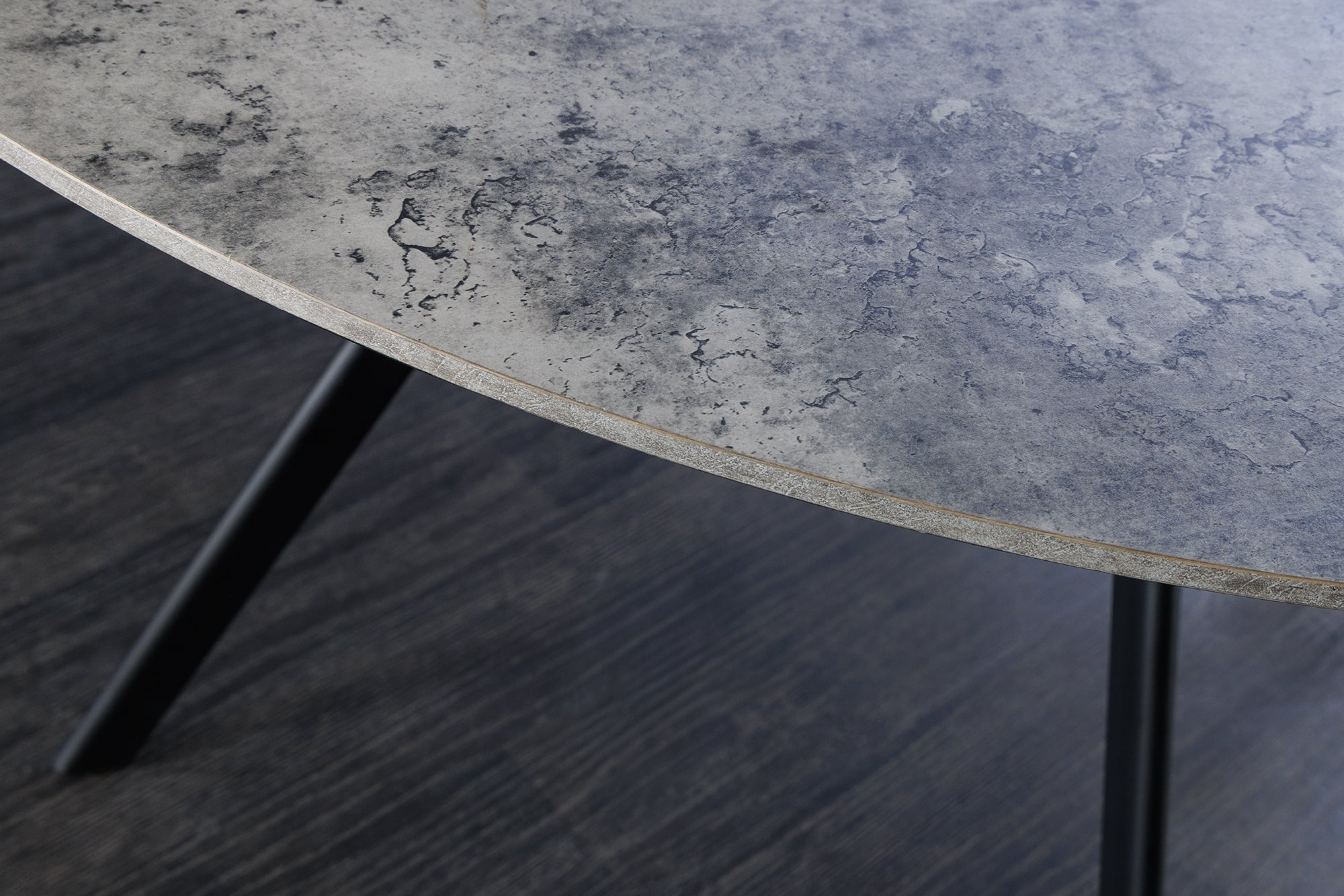 Table à manger ronde ATELIER 120cm béton gris design métal noir