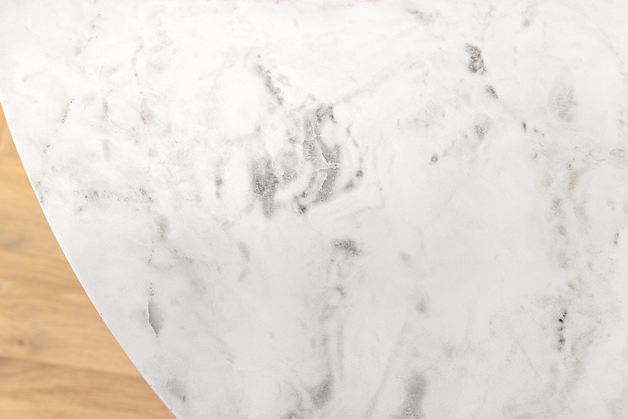 ELEGANCIA Mesa de comedor redonda de 100 cm en latón, mármol blanco y hierro con base de columna