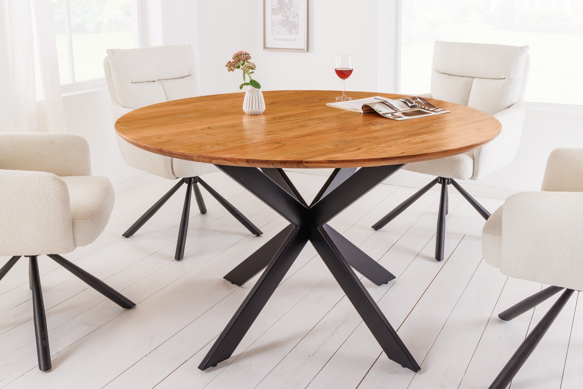 Table à manger ronde en bois massif GALAXIE 130cm acacia naturel structure métal noir