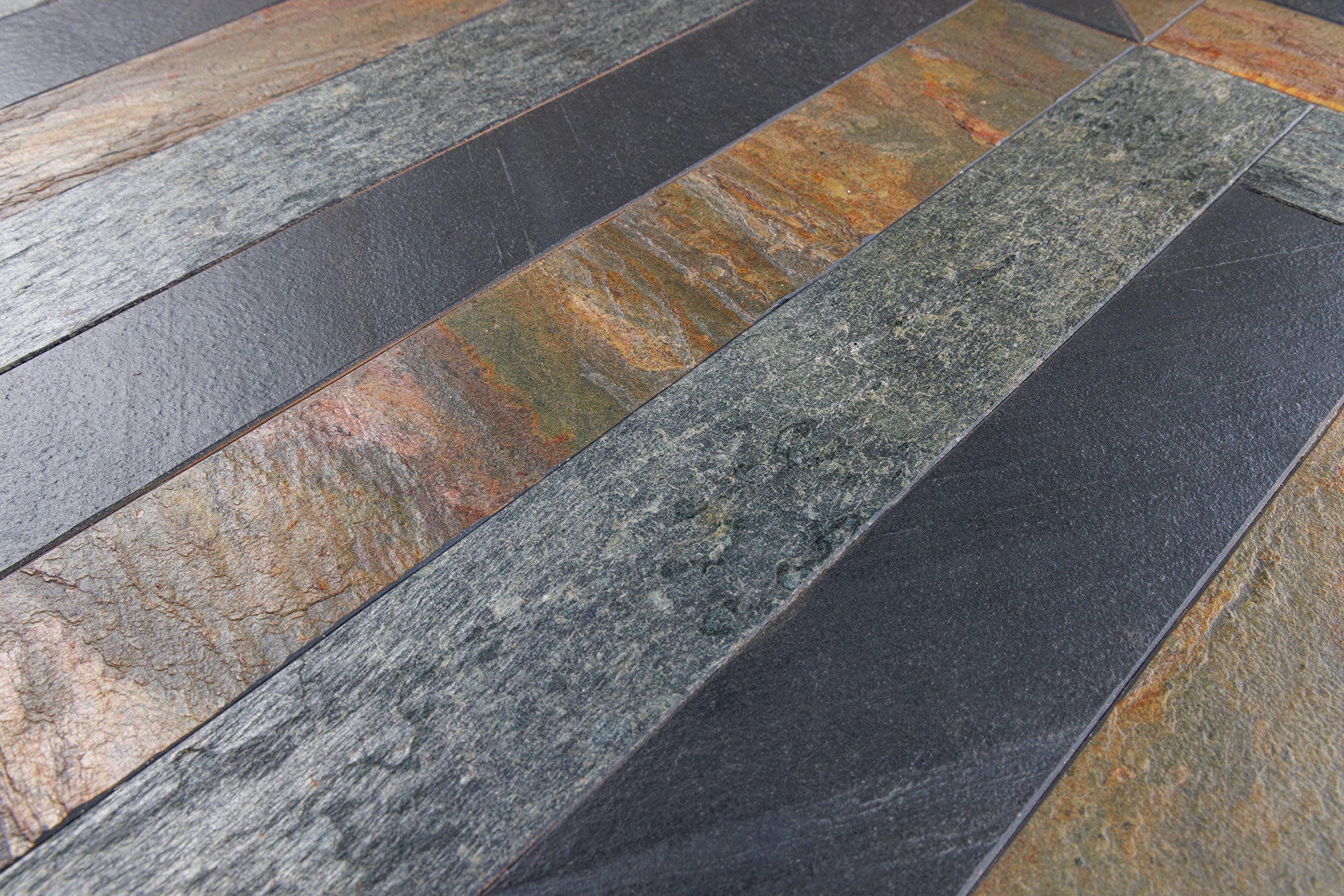 MOUNTAIN SOUL mesa de comedor redonda 140cm negro gris piedra natural hierro estrella marco