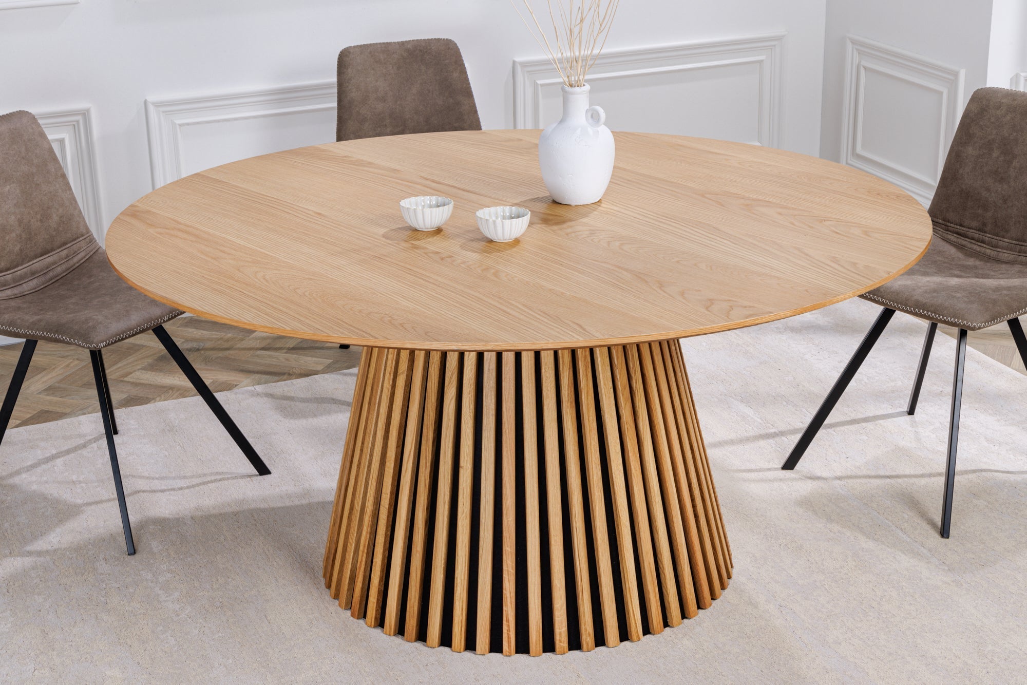 Table à manger ronde VALHALLA WOOD 120cm piètement pilier en chêne naturel