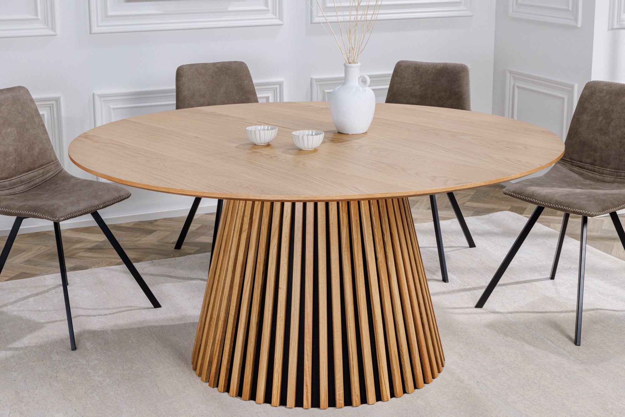 VALHALLA WOOD Mesa de comedor redonda de 140 cm con patas de roble natural