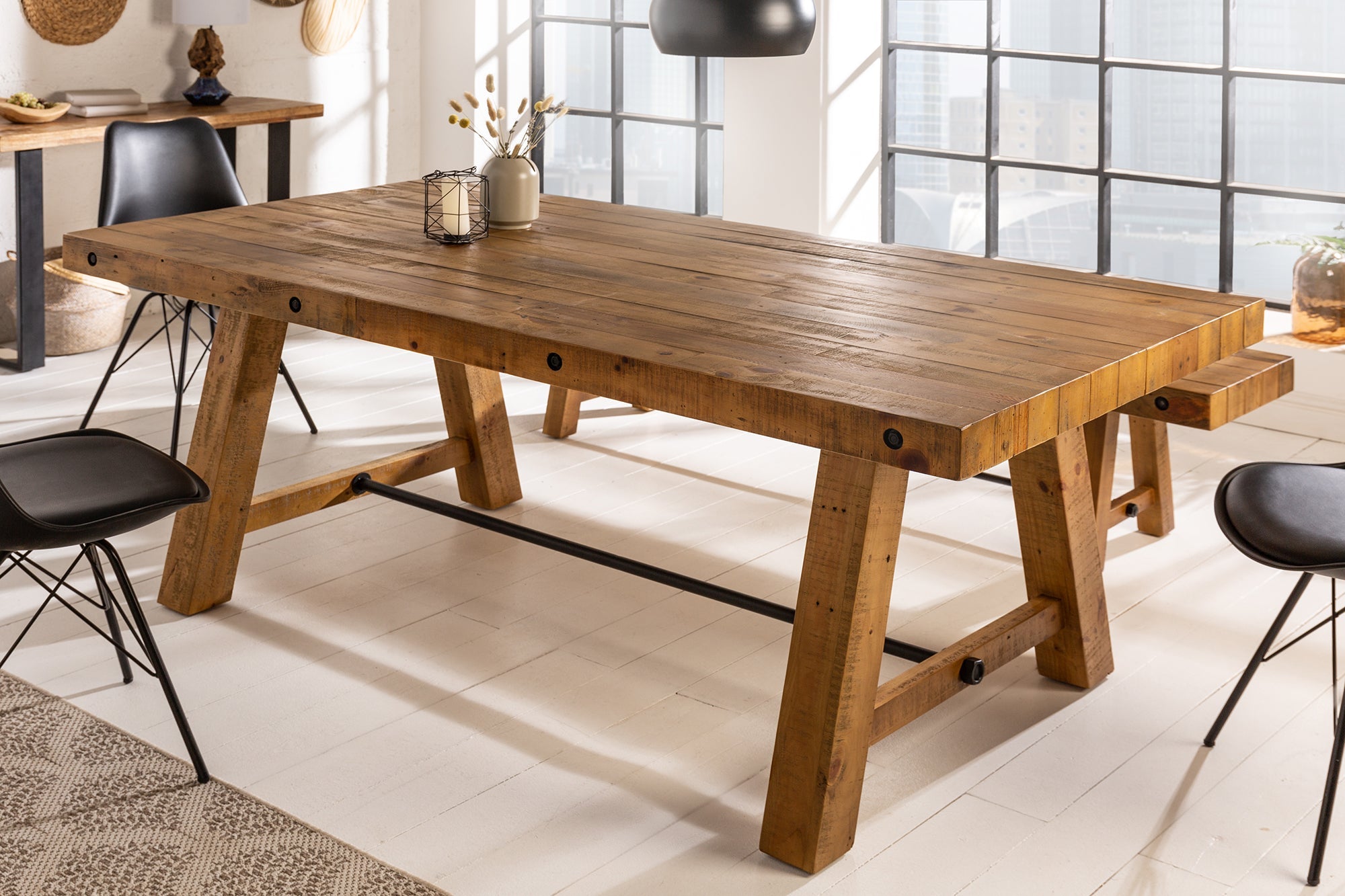FINCA Mesa de comedor maciza marrón vintage de 200 cm en pino recuperado, diseño industrial