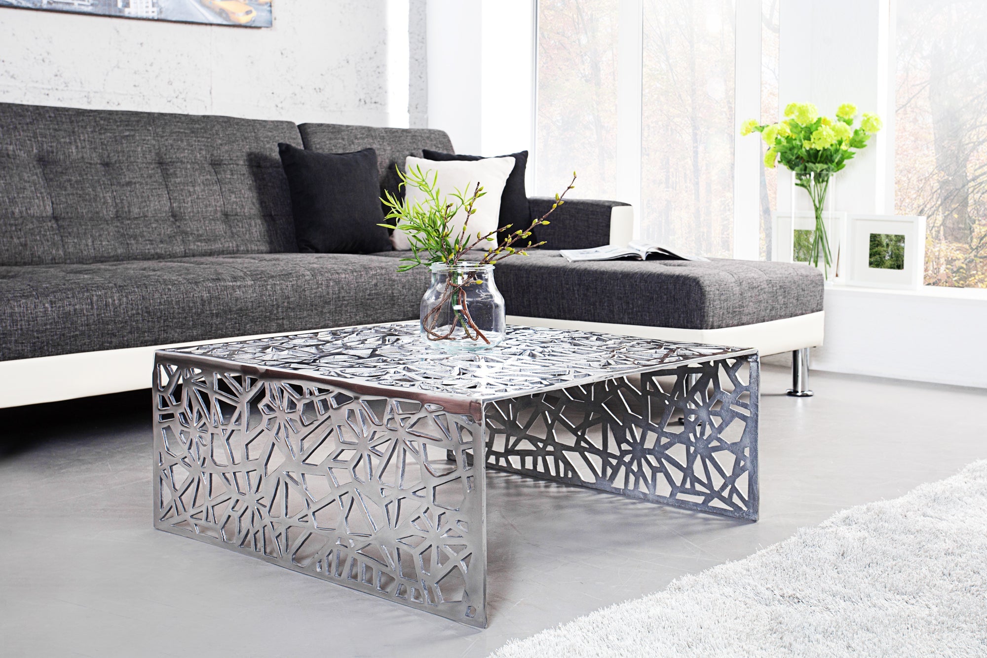 ABSTRACT Mesa de centro artesanal de 60 cm en aluminio plateado con diseño Gap