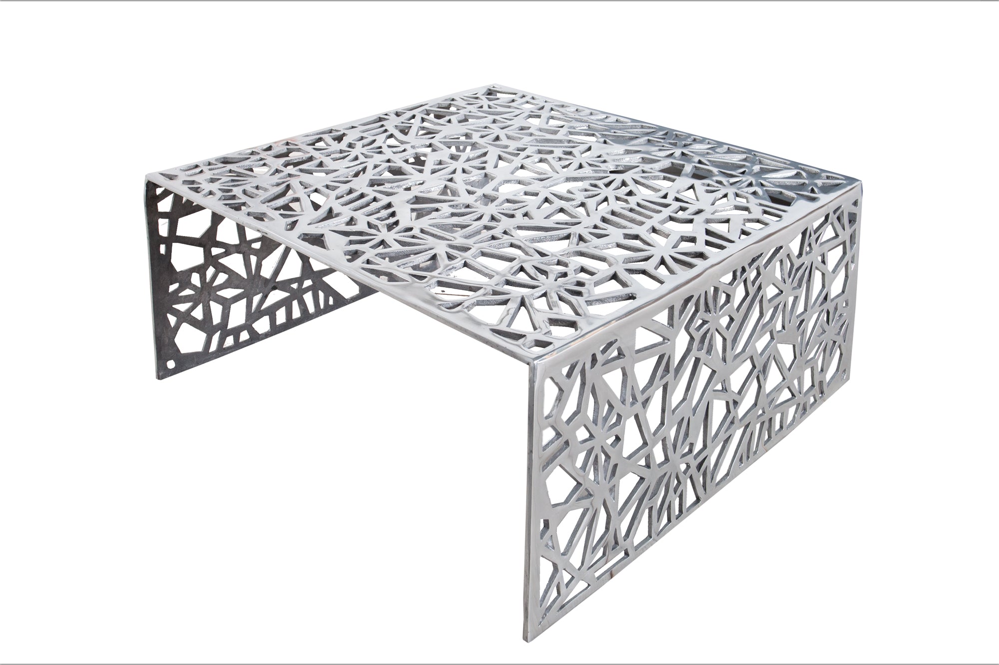 ABSTRACT Mesa de centro artesanal de 60 cm en aluminio plateado con diseño Gap